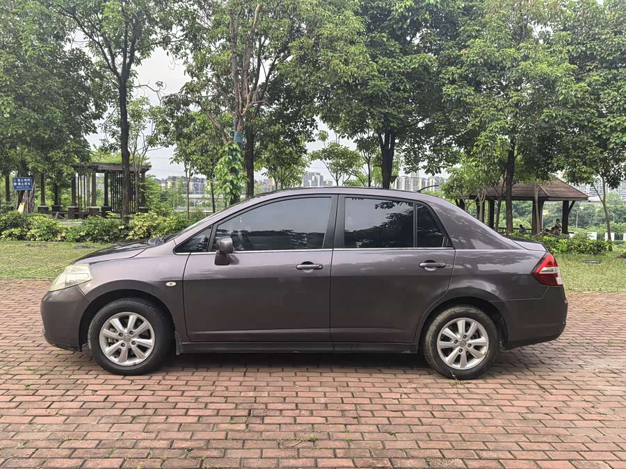 日产 颐达 2009 汽车图片 #4