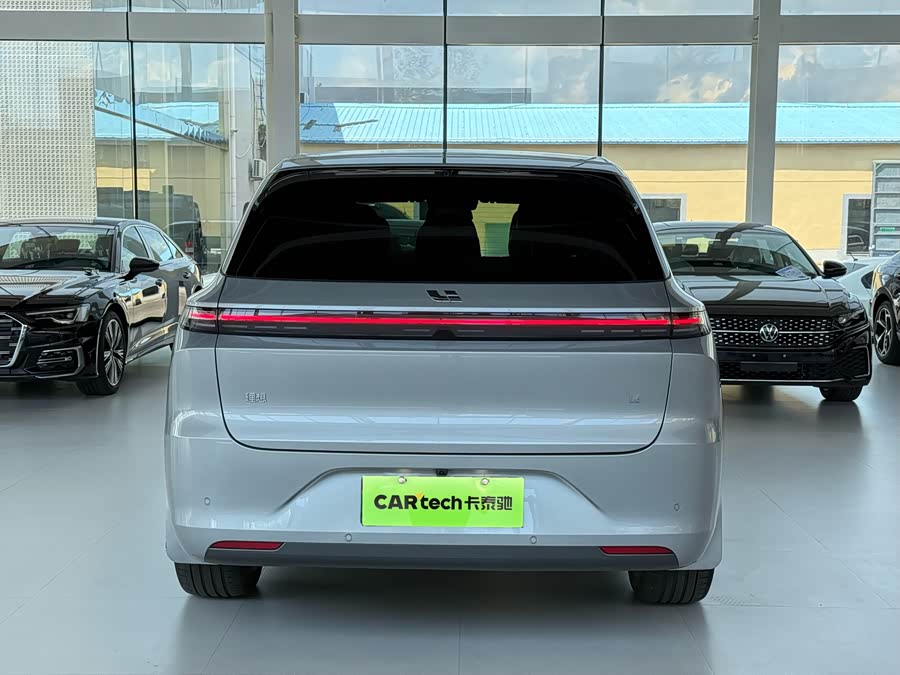 Li L6 2024 صورة سيارة #4