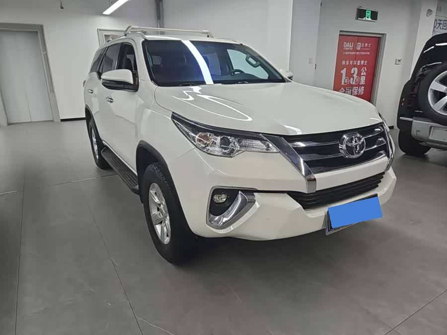 Toyota Fortuner 2019 #4 Toyota Fortuner 2019 car image #4