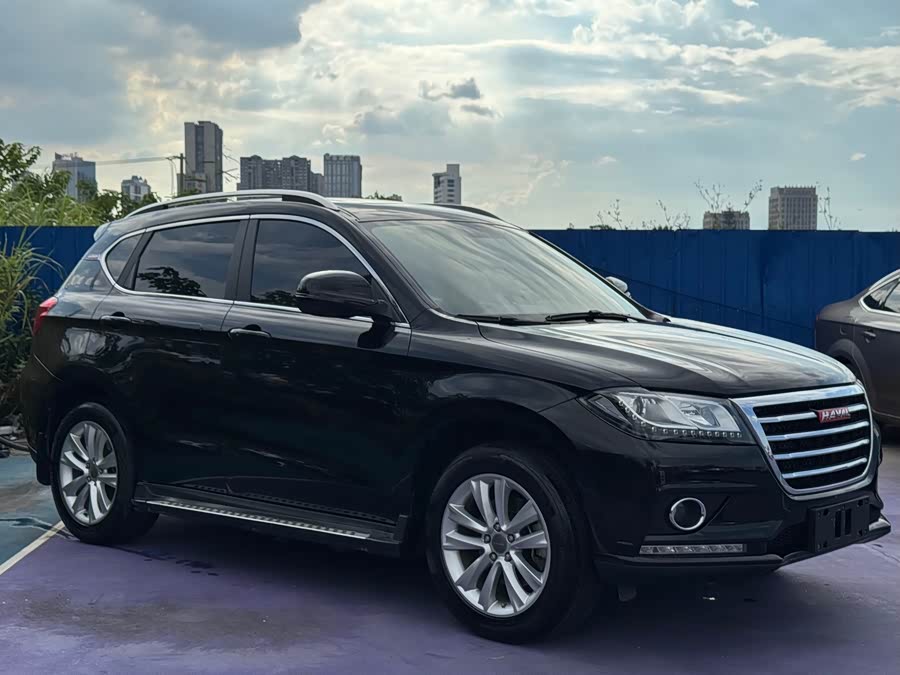 Haval H2 2014 #4 Haval H2 2014 car image #4