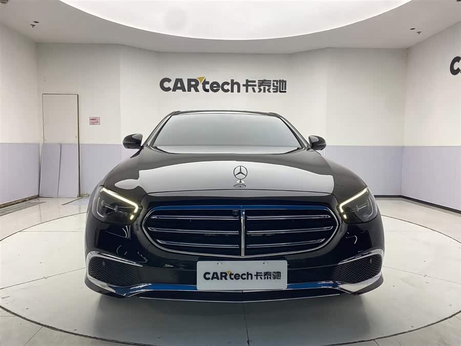 Mercedes-Benz E Class 2022 car image #4
