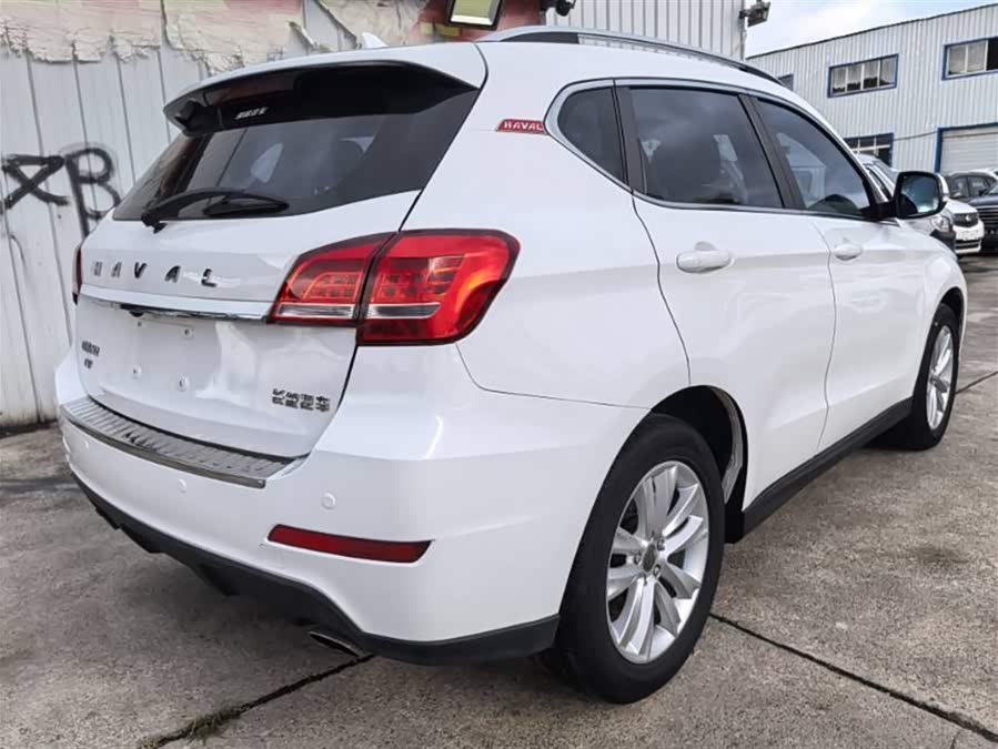 Haval H2 2014 car image #4