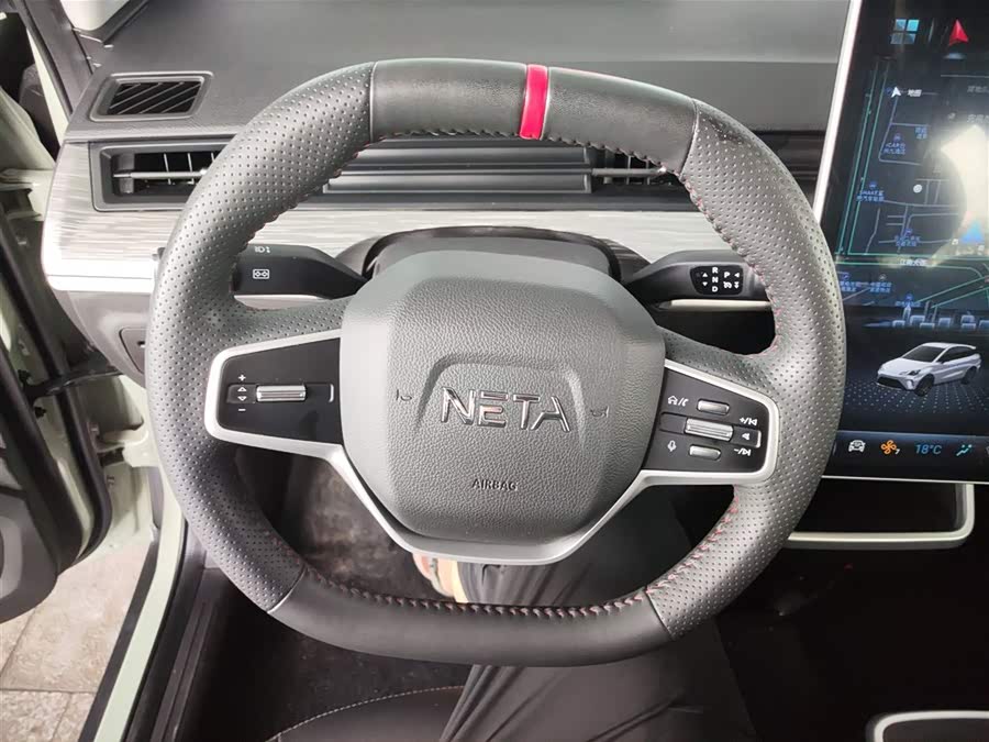 哪吒汽车 哪吒AYA 2024 汽车图片 #4