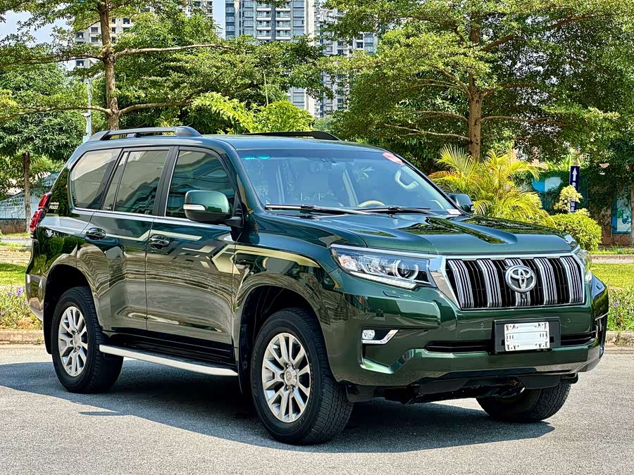 Toyota Land Cruiser Prado 2018 immagine di auto #4