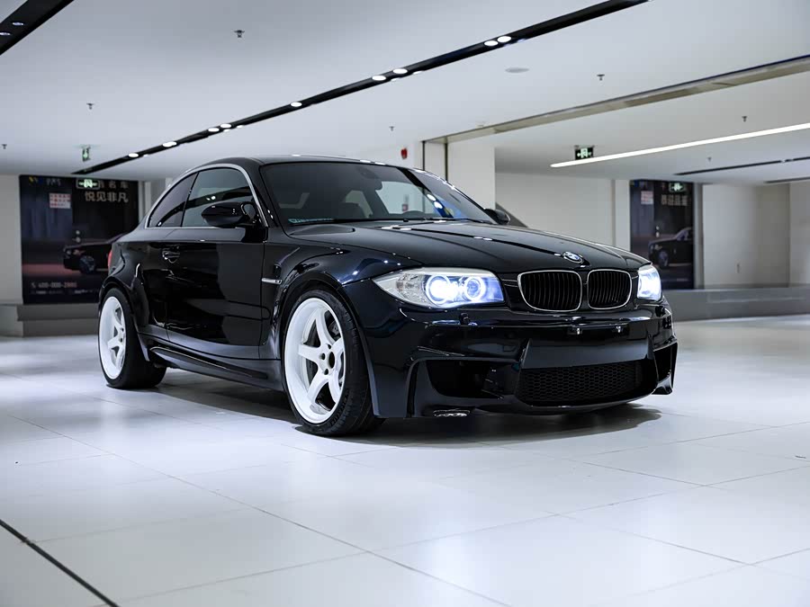 BMW 1 Series M 2012 #4 BMW 1 Series M 2012 car image #4