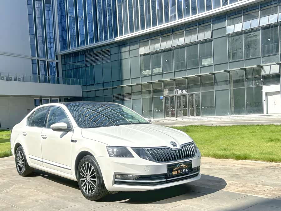 Skoda Octavia 2017 #4 Skoda Octavia 2017 car image #4