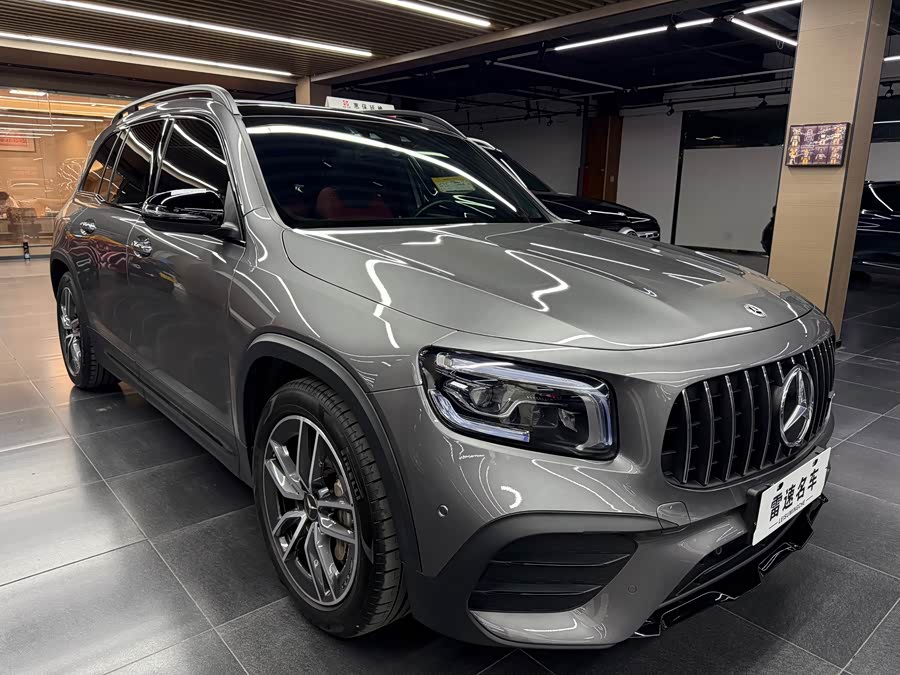 Mercedes-Benz GLB AMG 2023 immagine di auto #4