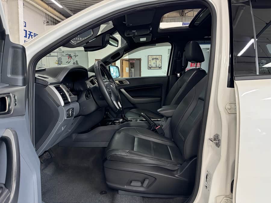 Ford Everest 2017 #4 Ford Everest 2017 car image #4