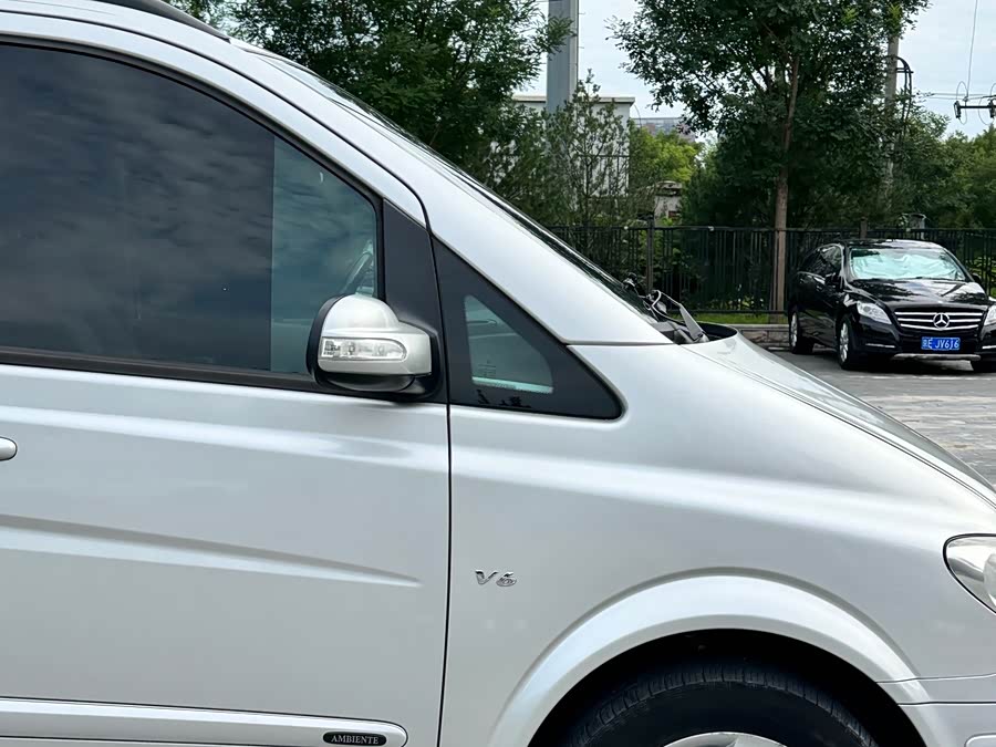 Mercedes-Benz Viano (Imported) 2008 car image #4