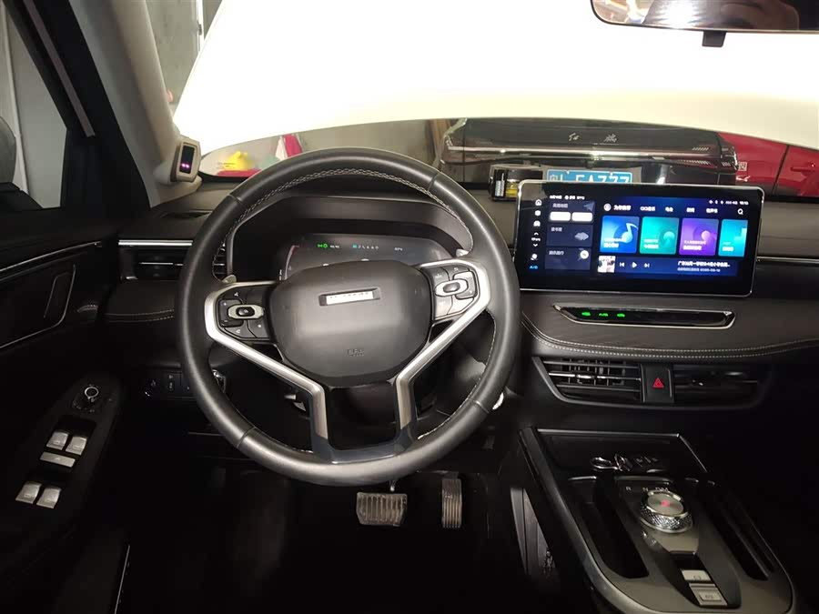 Haval Jolion 2021 #4 Haval Jolion 2021 car image #4