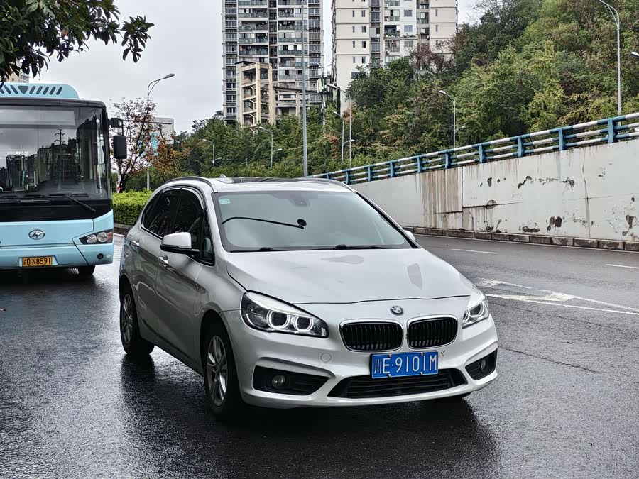 BMW 2 Series Tourer 2017 صورة سيارة #4