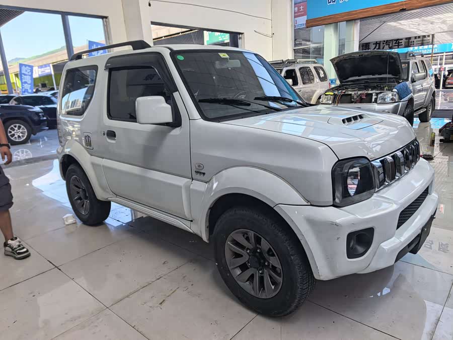 Suzuki Jimny (Imported) 2017 image de voiture #4