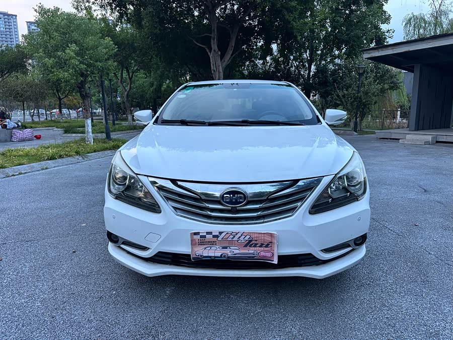 BYD G5 2015 #4 BYD G5 2015 изображение автомобиля #4