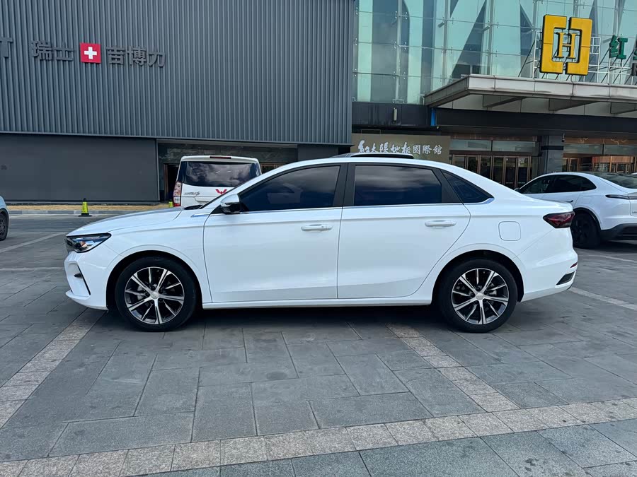 GEELY Emgrand 2024 car image #4