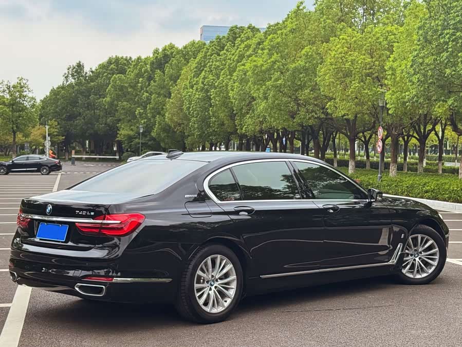 BMW 7 Series New Energy 2017 #4 BMW 7 Series New Energy 2017 car image #4