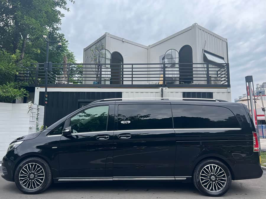 Mercedes-Benz V Class 2019 #4 Mercedes-Benz V Class 2019 car image #4