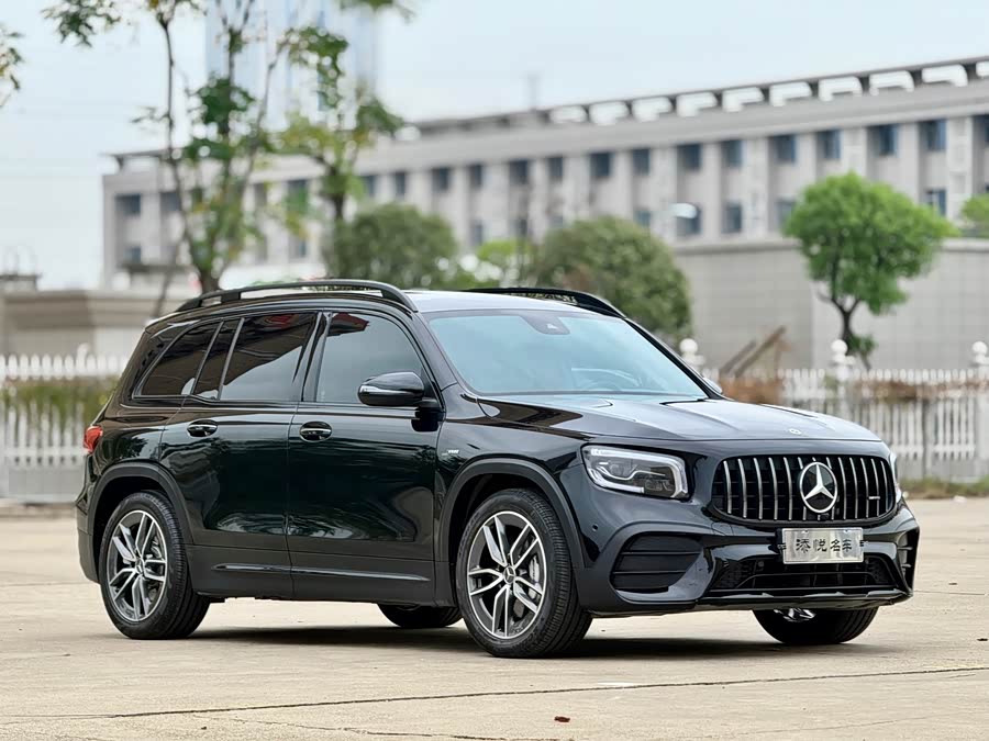 Mercedes-Benz GLB AMG 2022 immagine di auto #4