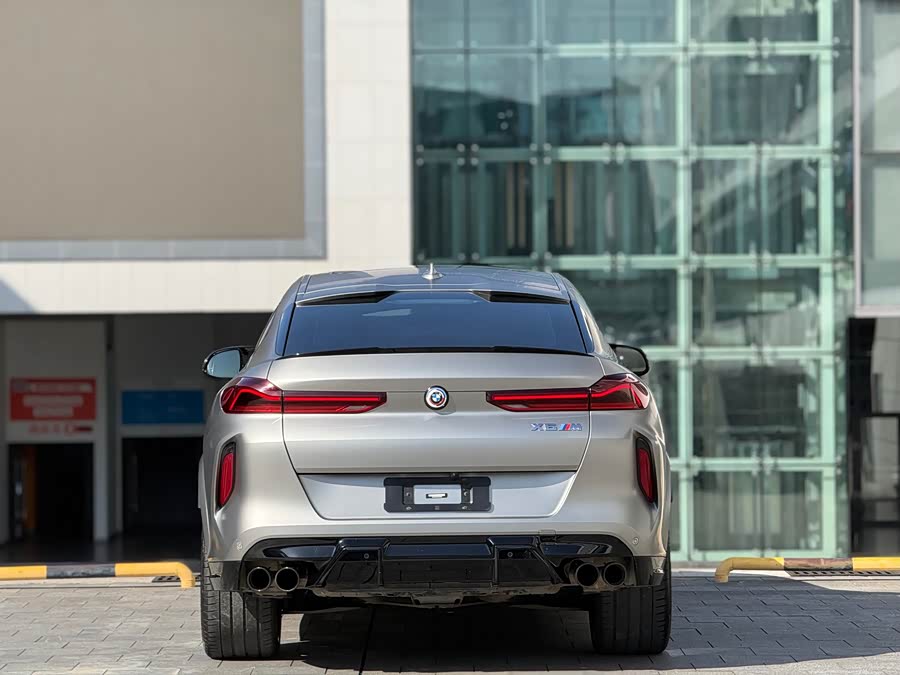 BMW X6 M 2022 car image #4