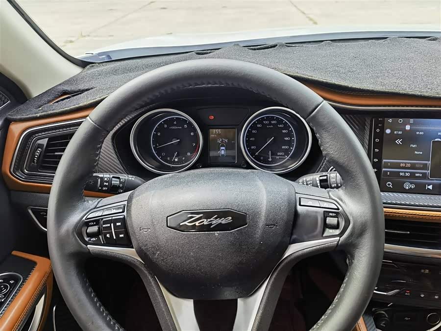 众泰 众泰T300 2018 汽车图片 #4