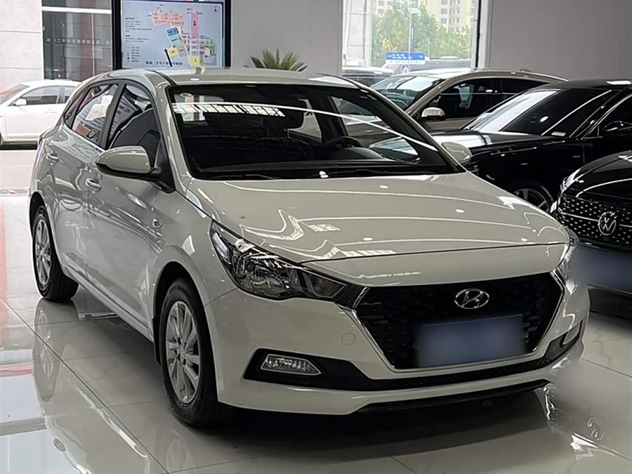 Hyundai Verna RV 2017 immagine di auto #4