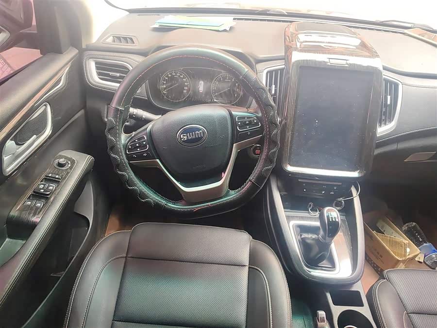 SWM X7 2018 imagen de coche #4