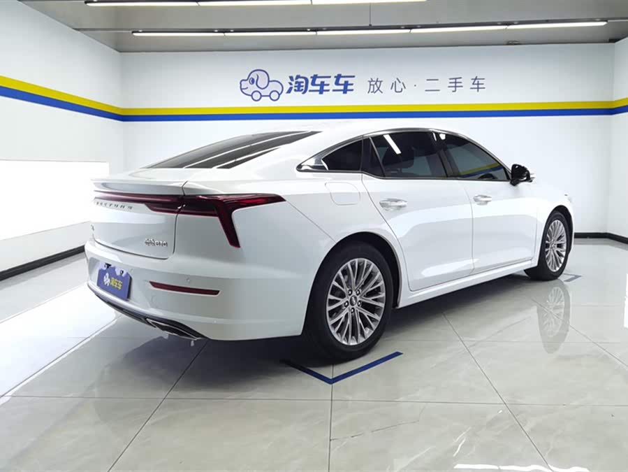 2023 car image #4