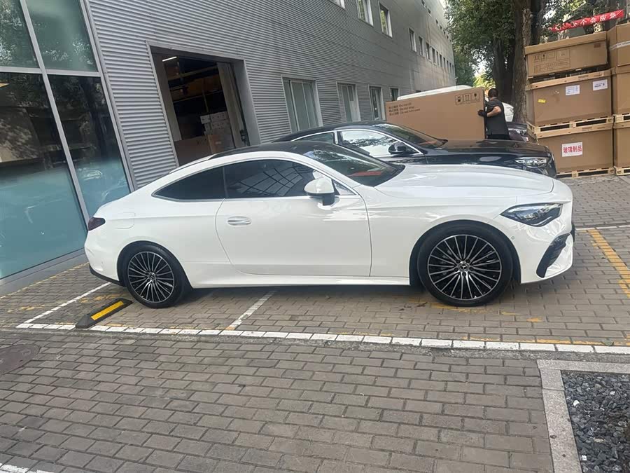 Mercedes-Benz CLE Class 2024 #4 Mercedes-Benz CLE Class 2024 car image #4