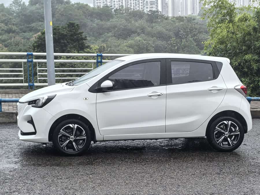 Changan BenBen E-Star 2021 #4 Changan BenBen E-Star 2021 car image #4