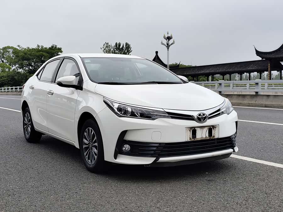 Toyota Corolla 2018 car image #4