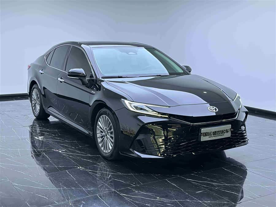 Toyota Camry 2024 car image #4