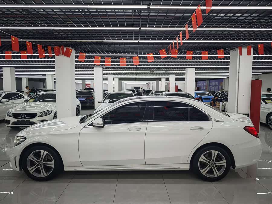 Mercedes-Benz C Class 2020 car image #4