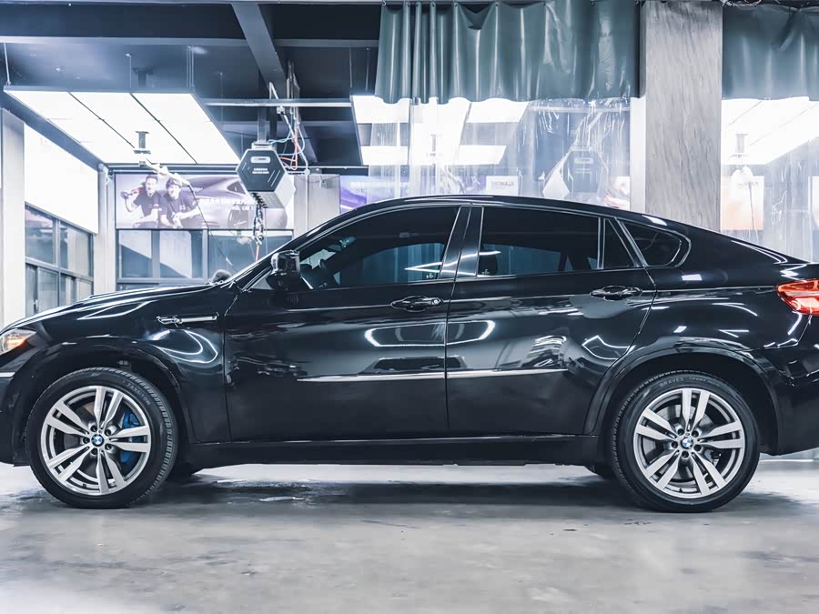 BMW X6 M 2013 car image #4