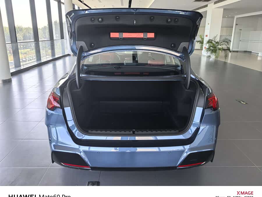 BMW 2 Series 2025 #4 BMW 2 Series 2025 car image #4