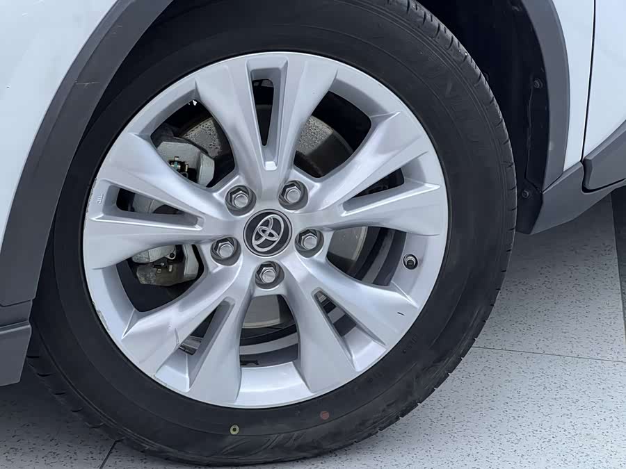 Toyota Izoa 2021 #4 Toyota Izoa 2021 immagine di auto #4