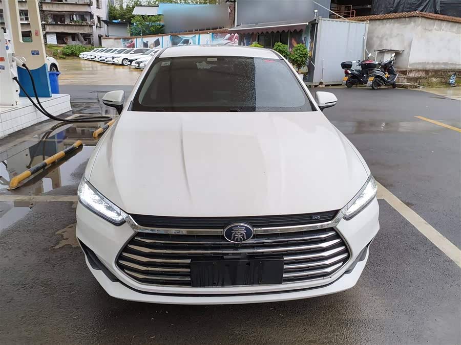BYD Qin Pro 2021 #4 BYD Qin Pro 2021 car image #4