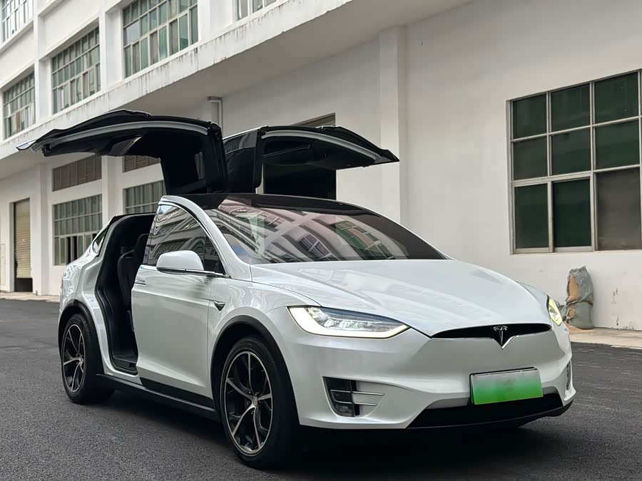 Tesla Model X 2017 #4 Tesla Model X 2017 car image #4