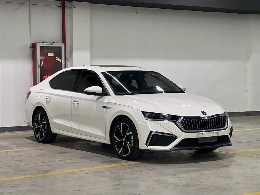 Skoda Octavia 2014 #4 Skoda Octavia 2014 car image #4