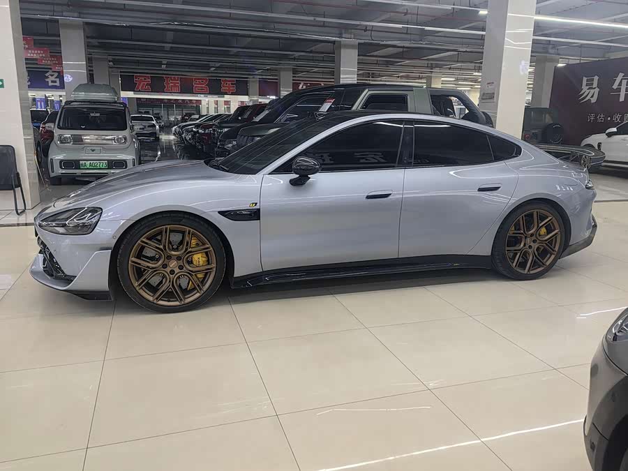 小米汽车 小米SU7 Ultra 2025 汽车图片 #4