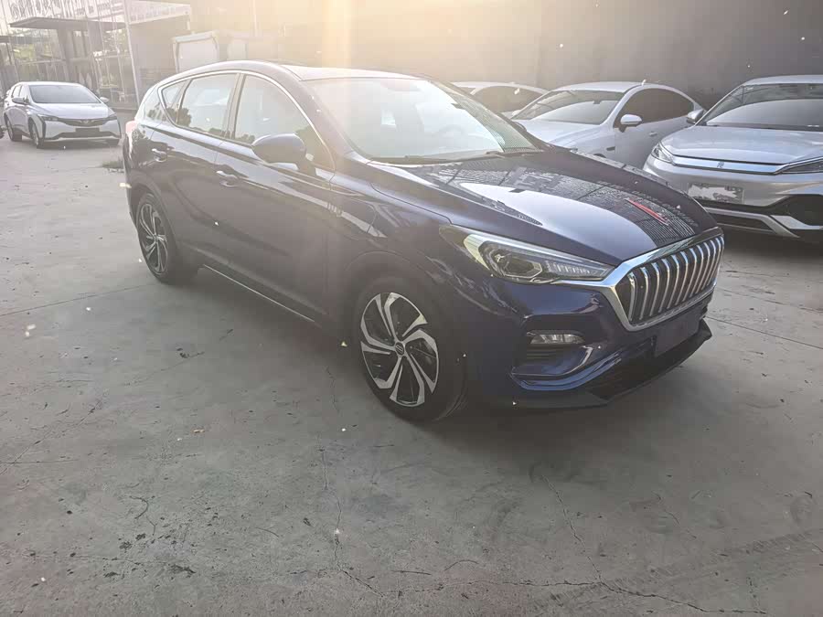 HongQi E-HS3 2019 car image #4