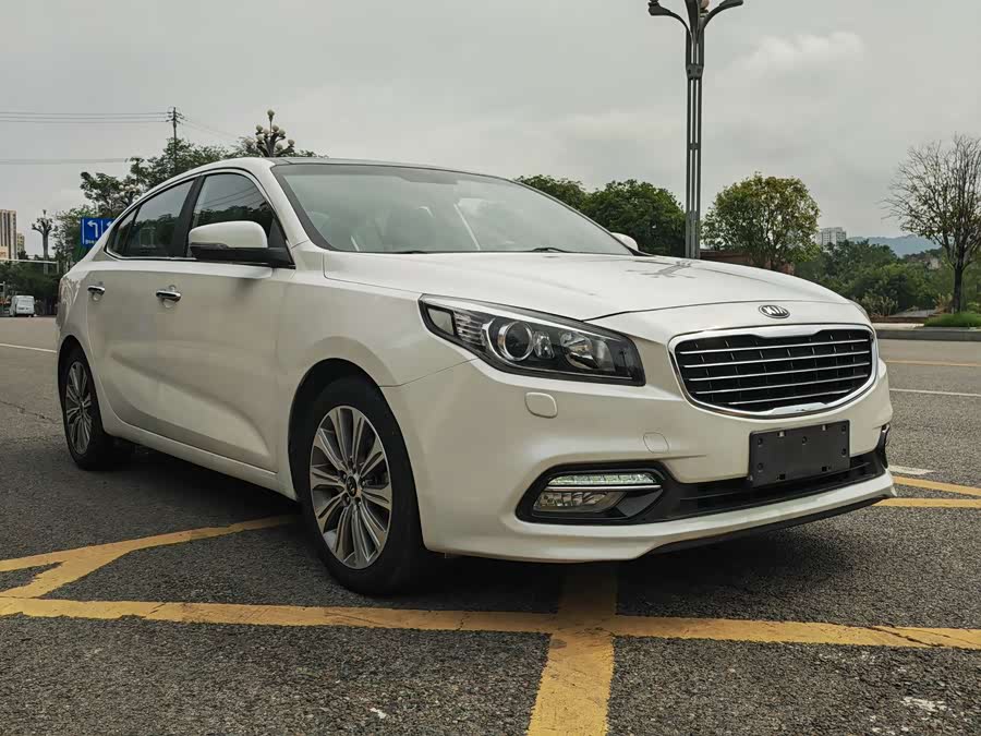 起亚 起亚K4 2015 汽车图片 #4