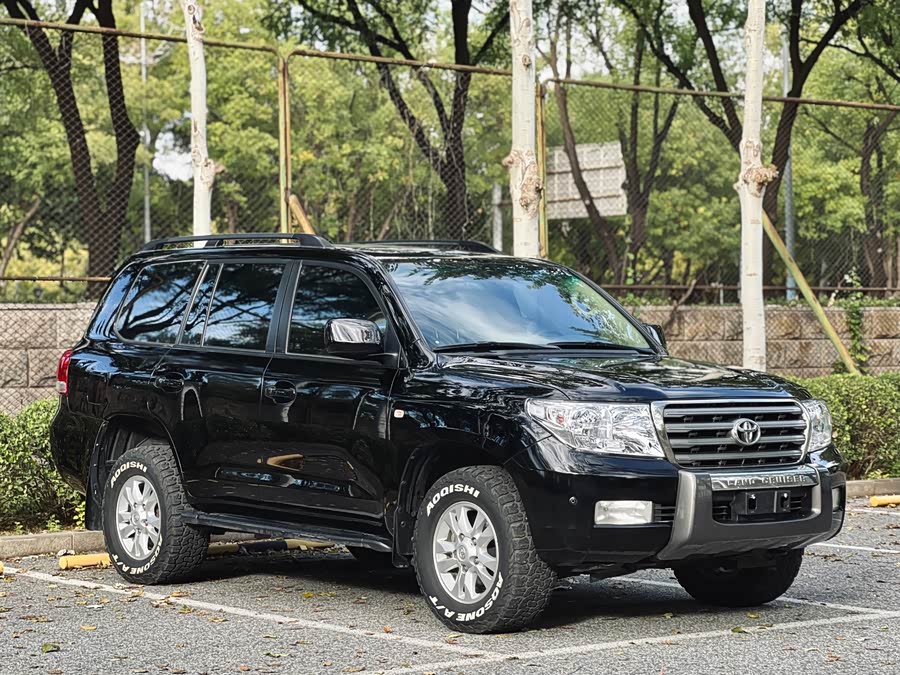 丰田 兰德酷路泽 2010 汽车图片 #4