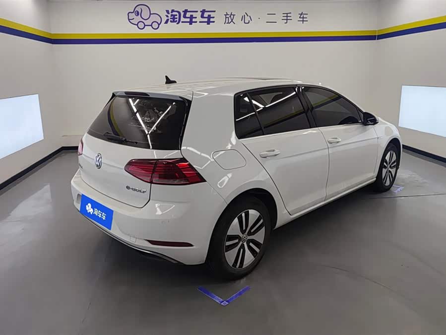 Volkswagen Golf Pure Electric 2021 imagen de coche #4