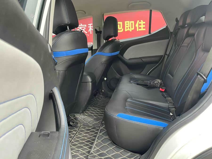 Soueast DX3 EV 2018 car image #4