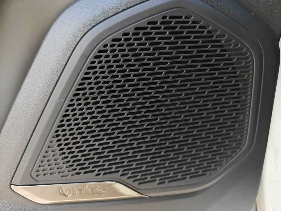 Lynk & Co 01 2022 image de voiture #4