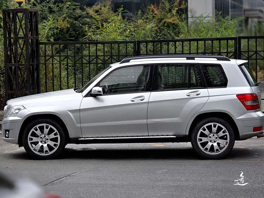 Mercedes-Benz GLK Class (Imported) 2010 #4 Mercedes-Benz GLK Class (Imported) 2010 car image #4