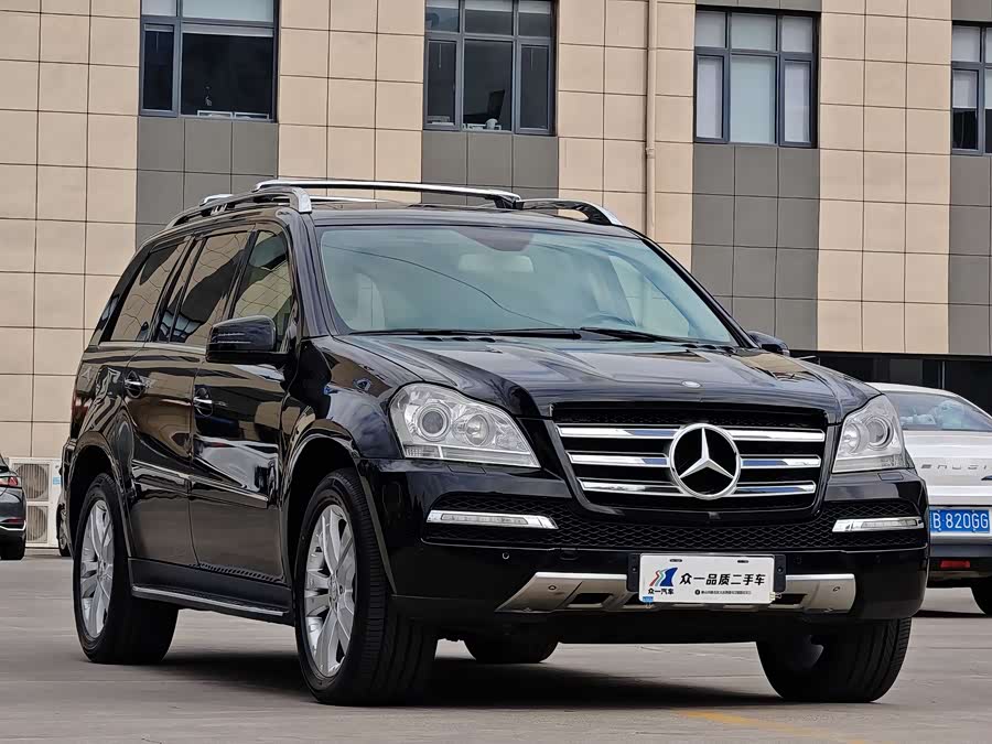 Mercedes-Benz GL Class 2011 car image #4