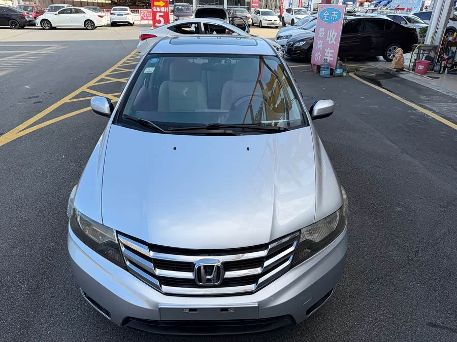 Honda City Classic 2012 #4 Honda City Classic 2012 car image #4