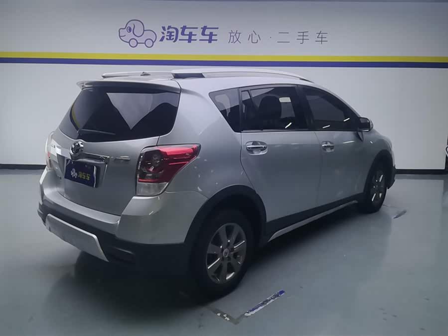 Toyota Reiz 2016 #4 Toyota Reiz 2016 car image #4