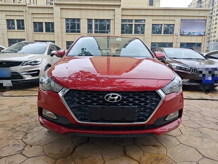 Hyundai Verna RV 2017 immagine di auto #4