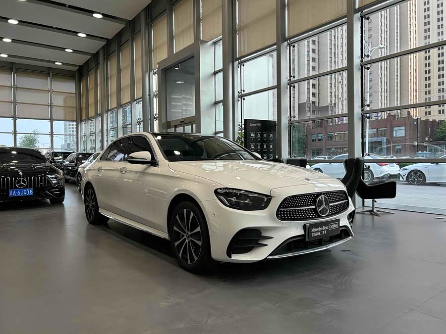Mercedes-Benz E Class New Energy 2023 car image #4
